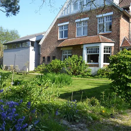 Aubergine B&B *